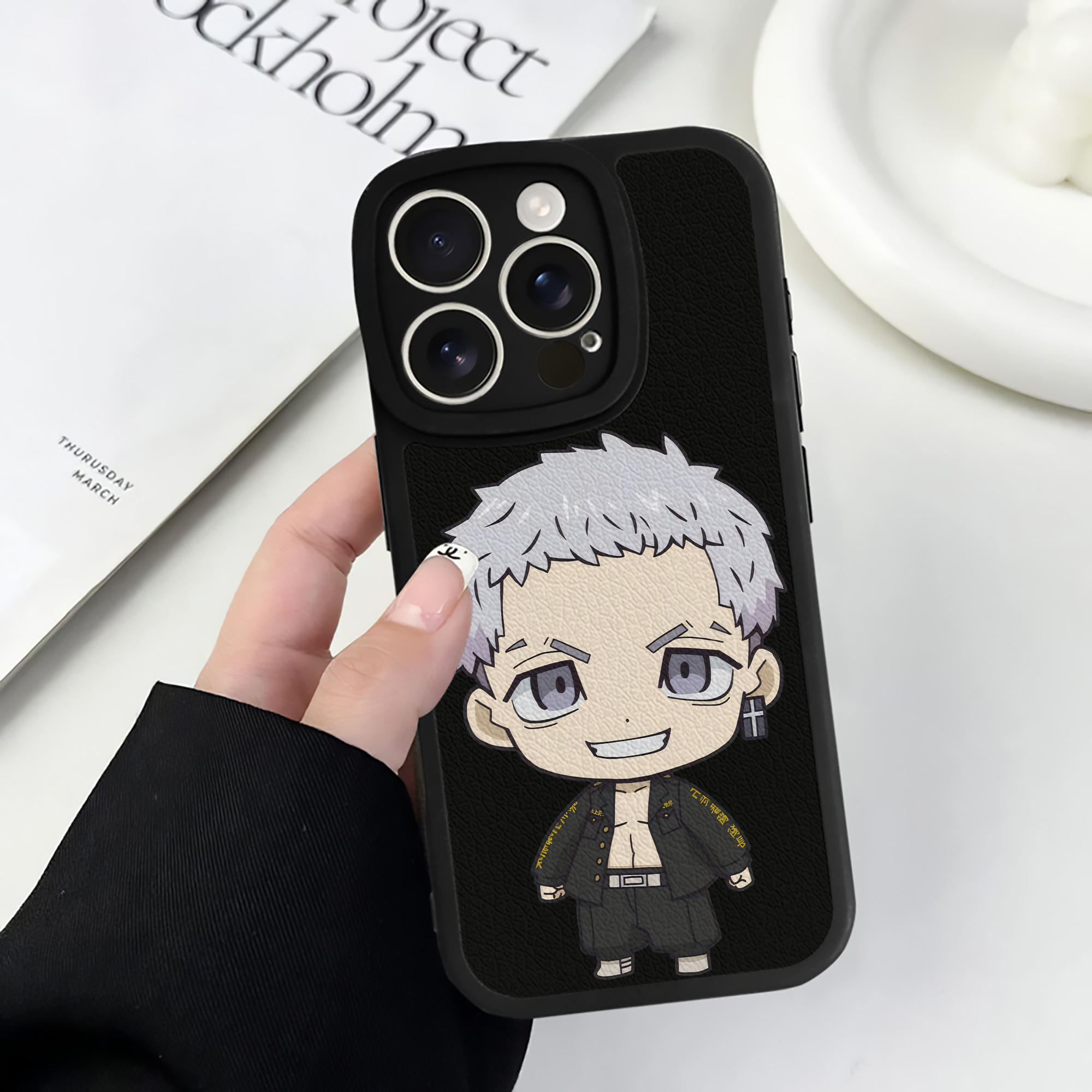 （画像用） 東京リベンジャーズ Tokyo Revengers 【iPhone 16シリーズ対応】シリコンスマホケース（レザー調） 材質：シリコン